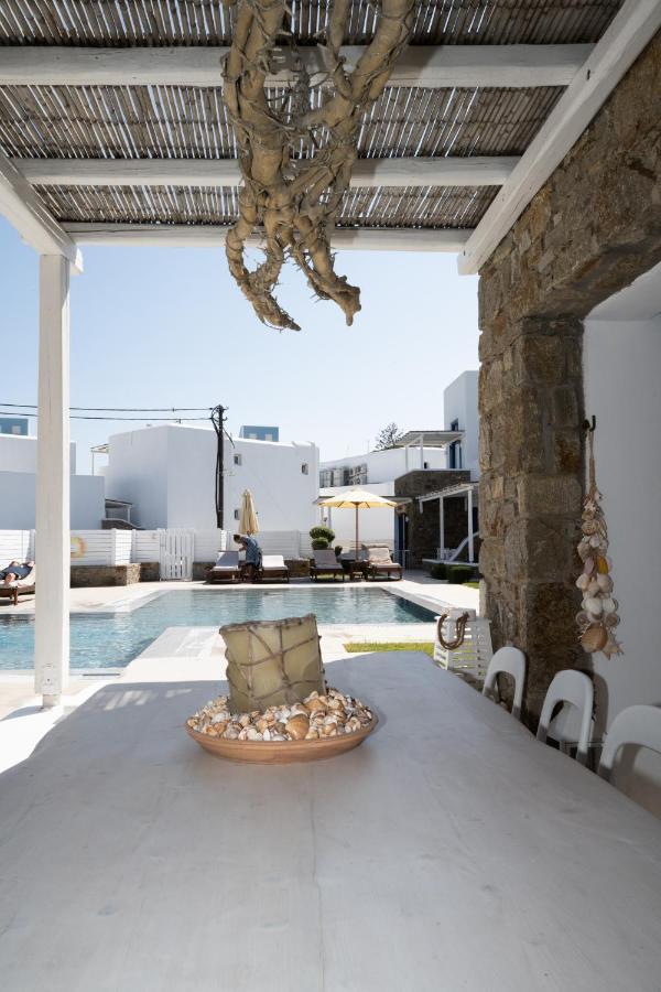 Blue, White And Grey Suites Ornos  Ngoại thất bức ảnh