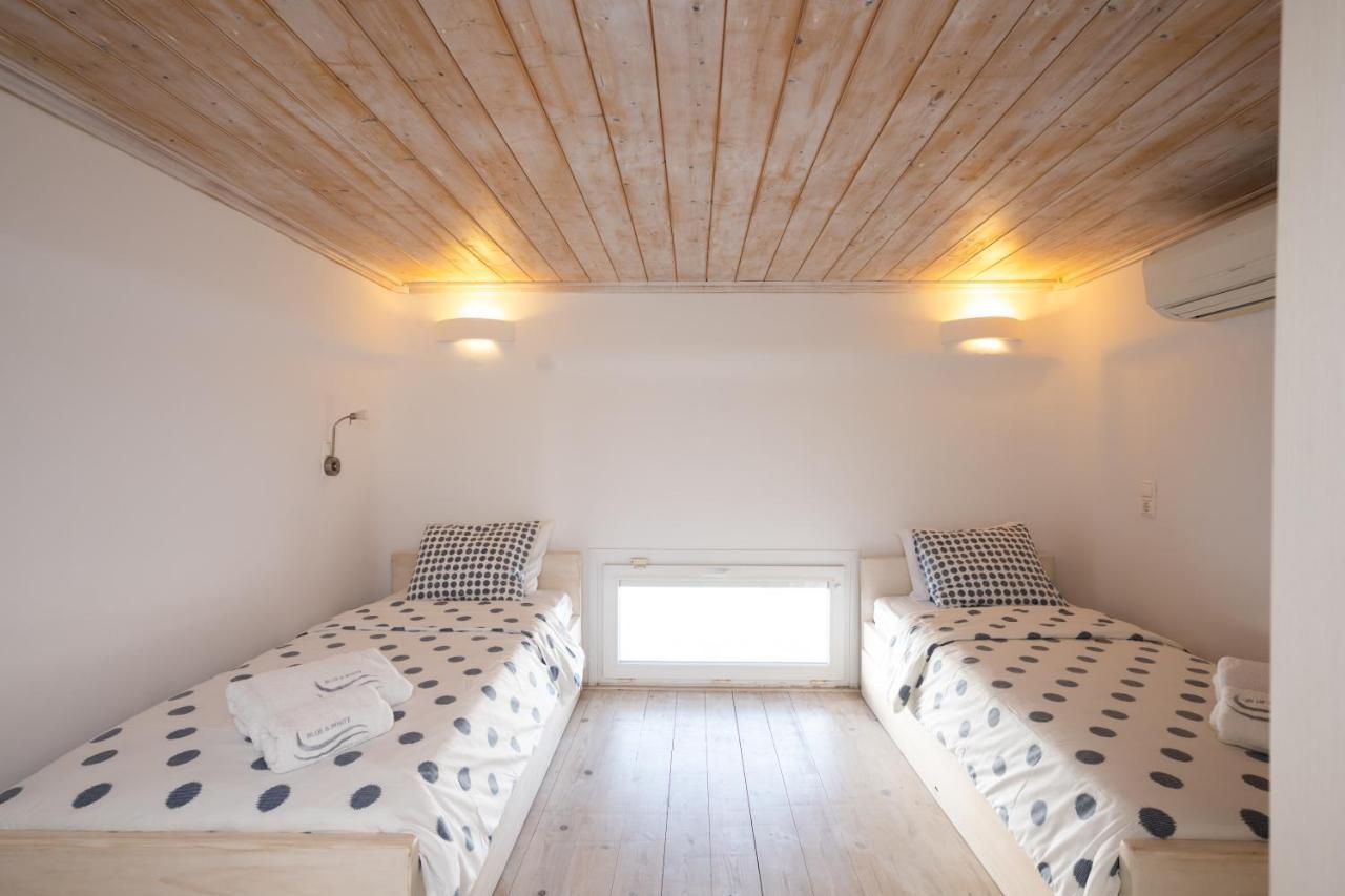 Blue, White And Grey Suites Ornos  Ngoại thất bức ảnh