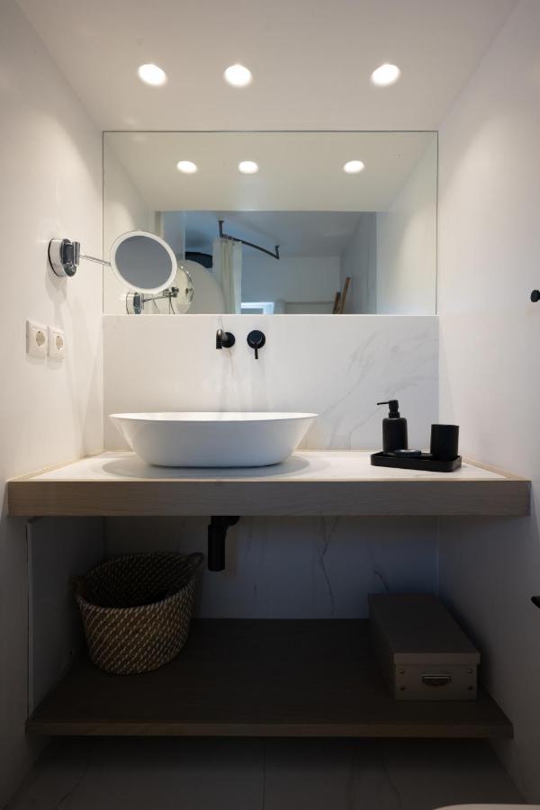 Blue, White And Grey Suites Ornos  Ngoại thất bức ảnh