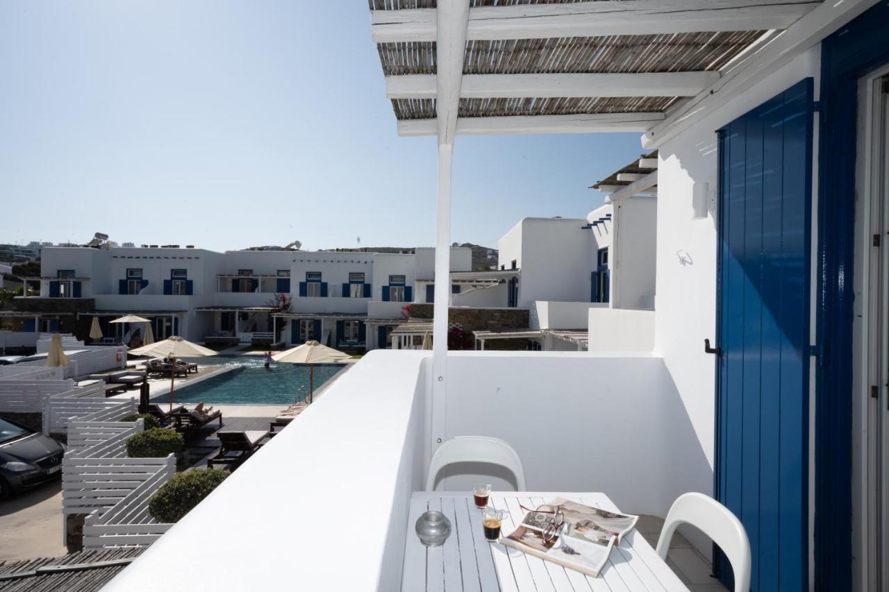 Blue, White And Grey Suites Ornos  Ngoại thất bức ảnh